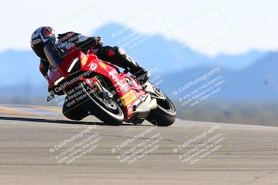 media/Jan-08-2022-SoCal Trackdays (Sat) [[1ec2777125]]/Turn 9 (125pm)/